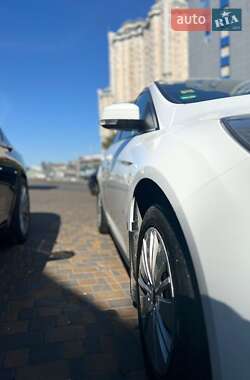 Хэтчбек Ford Focus 2016 в 