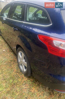 Универсал Ford Focus 2013 в 