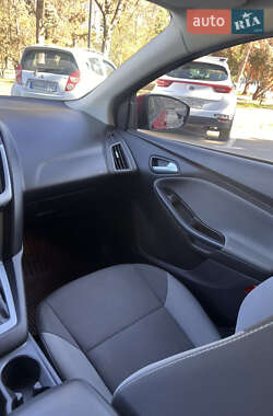 Седан Ford Focus 2013 в 