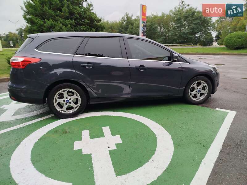 Универсал Ford Focus 2012 в Млинове