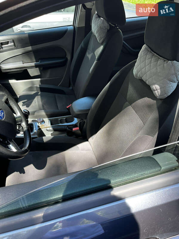 Хэтчбек Ford Focus 2008 в Виннице