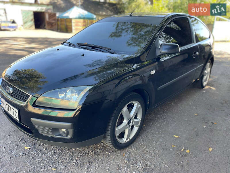 Хэтчбек Ford Focus 2007 в Арцизе