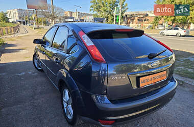Хэтчбек Ford Focus 2007 в 