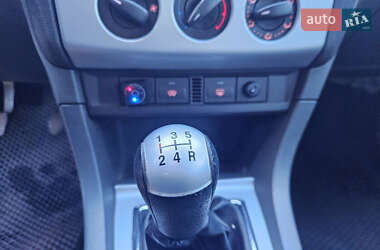 Хэтчбек Ford Focus 2007 в 