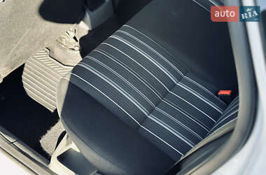 Хетчбек Ford Focus 2010 в 