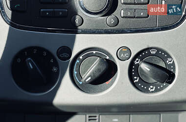 Хетчбек Ford Focus 2010 в 