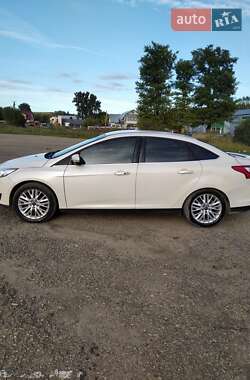 Седан Ford Focus 2015 в Турке
