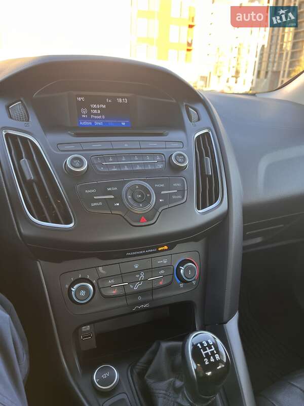 Седан Ford Focus 2015 в Луцке фото 8 Седан Ford Focus 2015 в Луцке