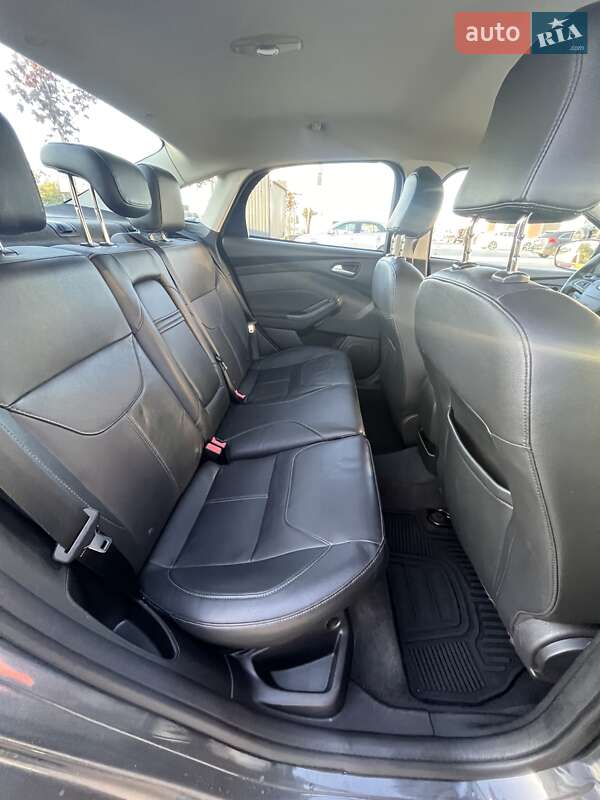 Седан Ford Focus 2015 в Луцке фото 11 Седан Ford Focus 2015 в Луцке