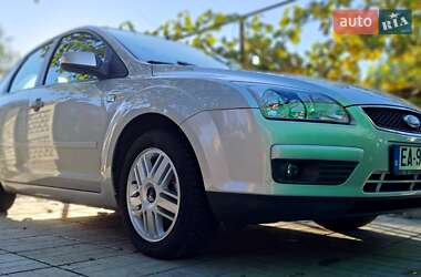 Хэтчбек Ford Focus 2007 в 