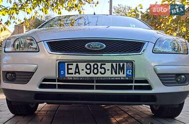 Хэтчбек Ford Focus 2007 в 