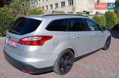 Универсал Ford Focus 2012 в 