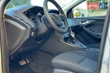 Седан Ford Focus 2016 в 