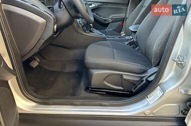 Седан Ford Focus 2016 в 