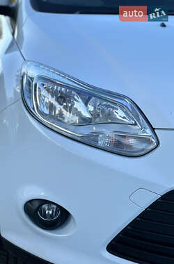 Седан Ford Focus 2013 в 