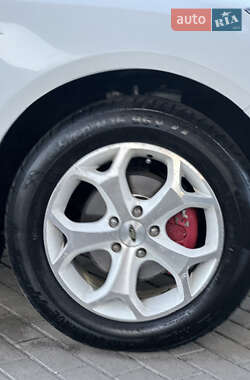 Седан Ford Focus 2013 в 