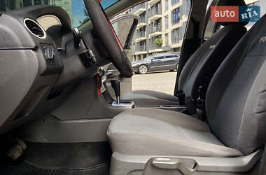 Хетчбек Ford Focus 2006 в 