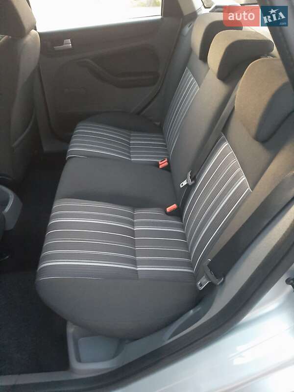 Универсал Ford Focus 2010 в Ровно