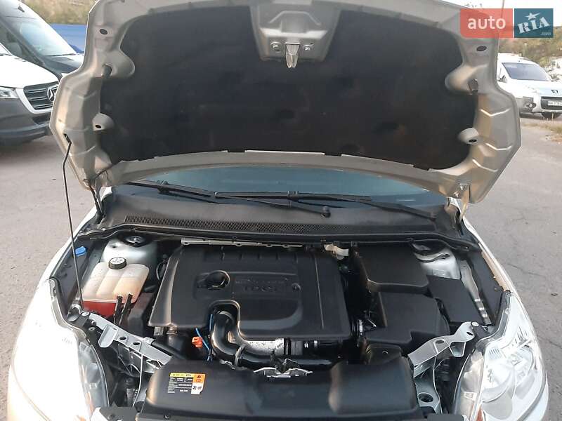 Универсал Ford Focus 2010 в Ровно