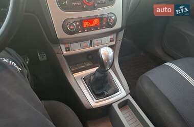 Универсал Ford Focus 2010 в 