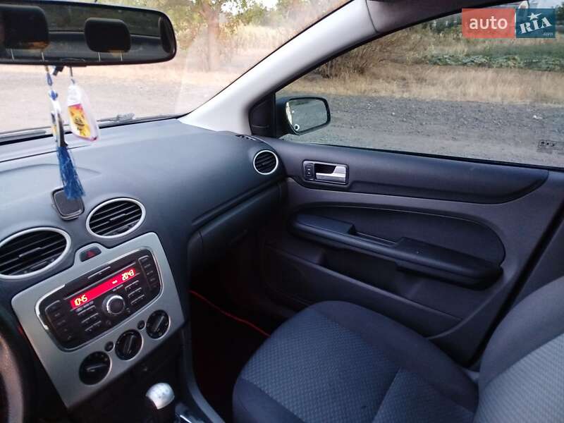 Седан Ford Focus 2007 в Первомайске
