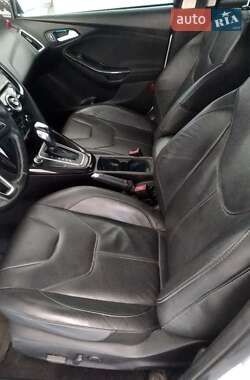 Седан Ford Focus 2015 в Турке