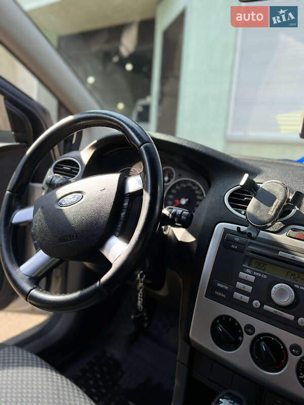 Седан Ford Focus 2007 в Каменском