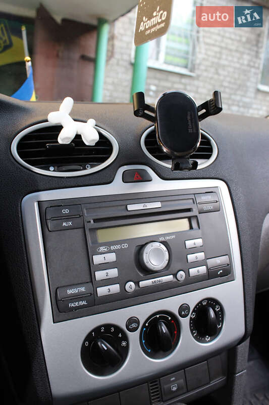 Седан Ford Focus 2007 в Каменском