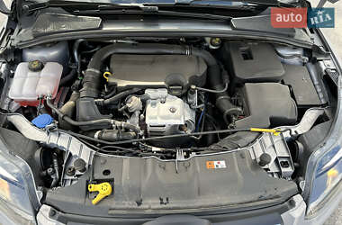 Седан Ford Focus 2013 в 
