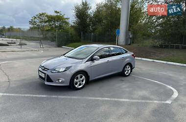 Седан Ford Focus 2013 в 