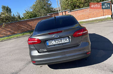 Седан Ford Focus 2016 в 