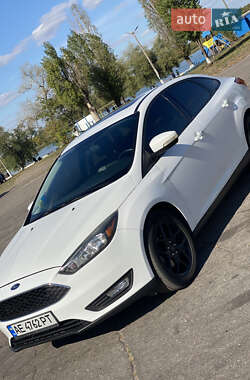 Седан Ford Focus 2016 в 