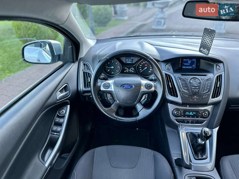 Хетчбек Ford Focus 2011 в Стрию фото 49 Хетчбек Ford Focus 2011 в Стрию