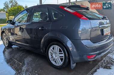 Хэтчбек Ford Focus 2006 в 