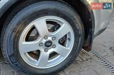 Хэтчбек Ford Focus 2006 в 