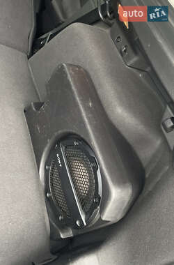 Хэтчбек Ford Focus 2012 в 