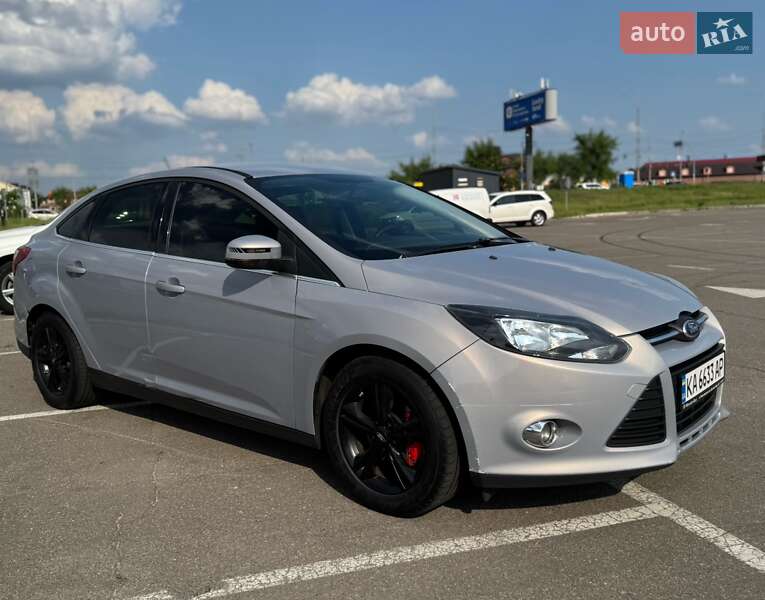 Седан Ford Focus 2013 в 