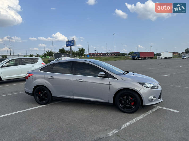 Седан Ford Focus 2013 в Киеве