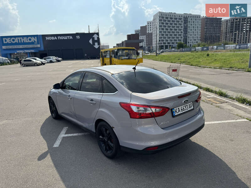 Седан Ford Focus 2013 в Киеве