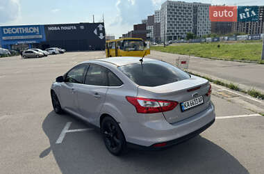 Седан Ford Focus 2013 в 