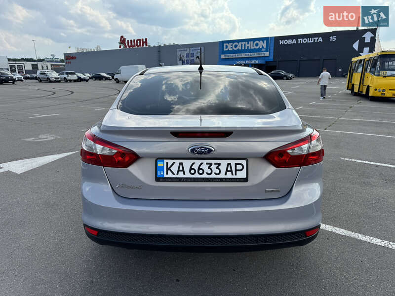 Седан Ford Focus 2013 в Киеве