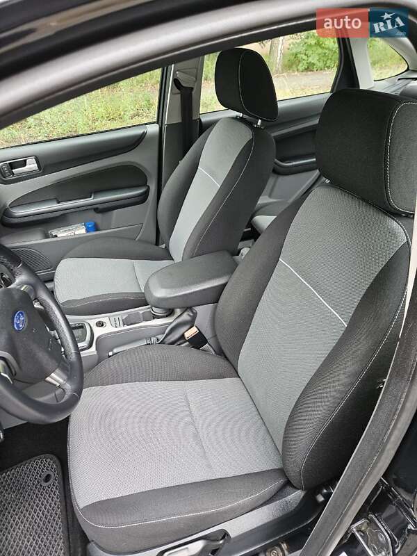 Седан Ford Focus 2010 в Киеве