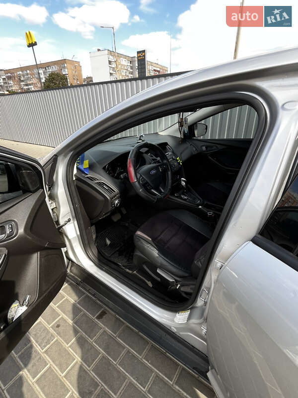 Седан Ford Focus 2015 в Олександрії фото 11 Седан Ford Focus 2015 в Олександрії