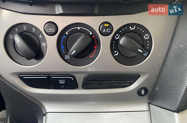 Универсал Ford Focus 2011 в 