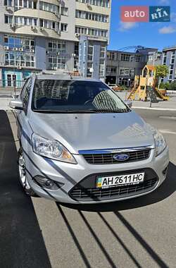 Седан Ford Focus 2010 в 
