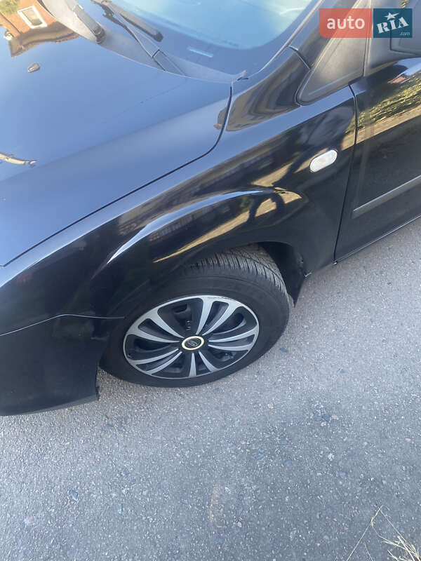 Универсал Ford Focus 2005 в Ровно