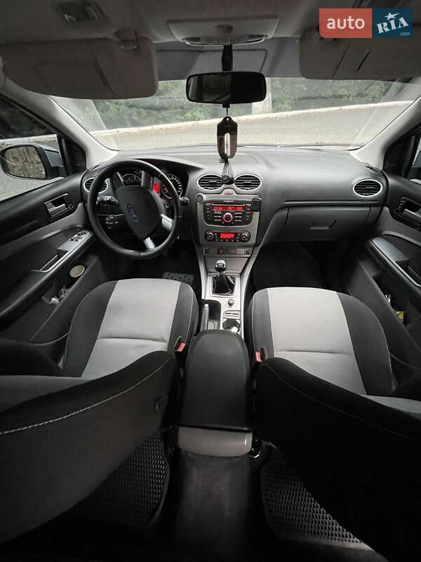 Універсал Ford Focus 2010 в Чернівцях