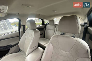 Хэтчбек Ford Focus 2014 в 