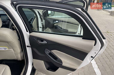 Хэтчбек Ford Focus 2014 в 