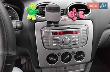 Универсал Ford Focus 2009 в 